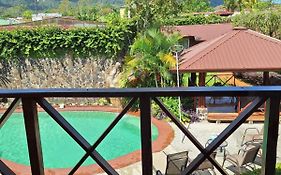 Hotel Iris Arenal